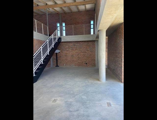 BUSINESS PROPERTY TO RENT IN WALMER